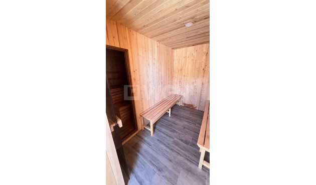 Resale - Apartment / flat - Torrevieja - PARQUE DE LAS NACIONES