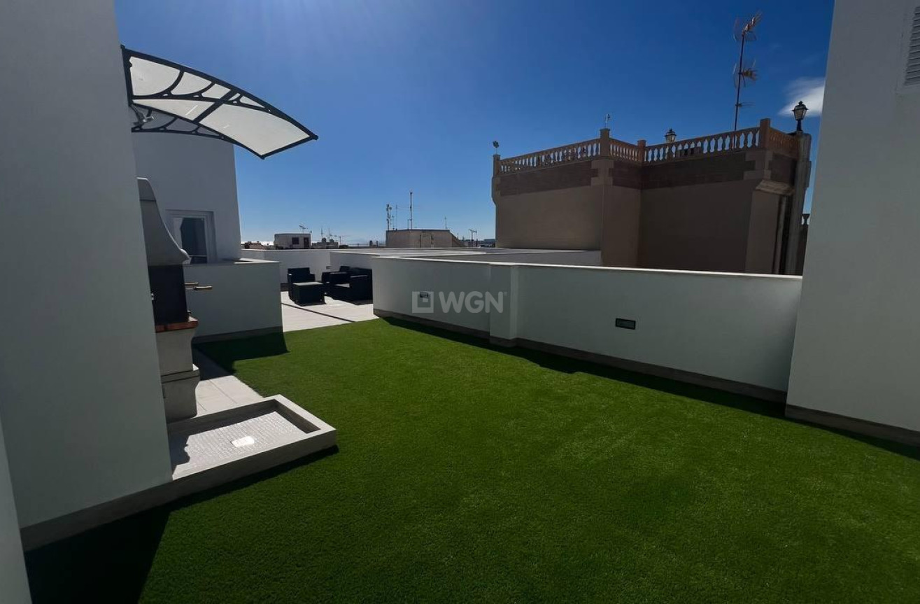 Resale - Apartment / flat - Torrevieja - PARQUE DE LAS NACIONES
