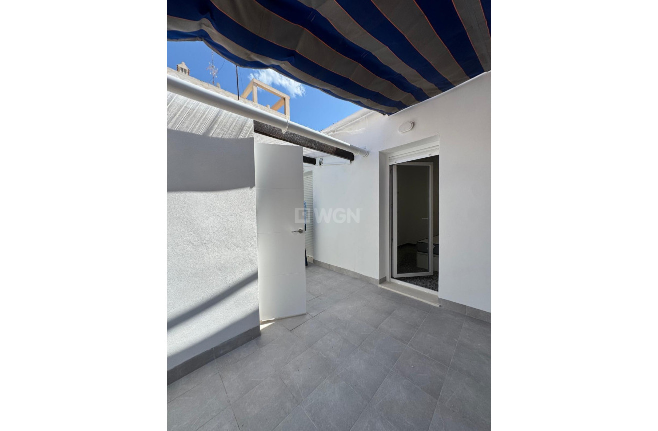 Resale - Apartment / flat - Torrevieja - Centro