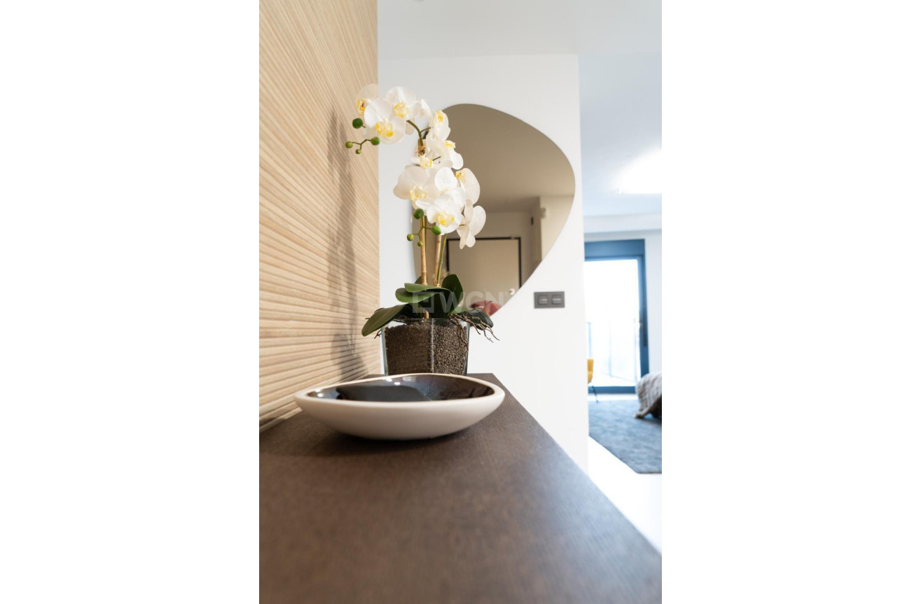 Resale - Apartment / flat - Torrevieja - La Veleta