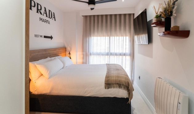 Resale - Apartment / flat - Torrevieja - La Veleta