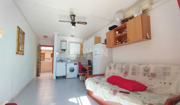 Resale - Apartment / flat - Torrevieja - Costa Blanca