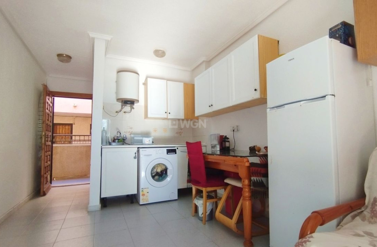 Resale - Apartment / flat - Torrevieja - Costa Blanca
