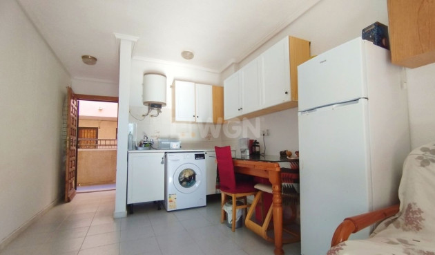 Resale - Apartment / flat - Torrevieja - Costa Blanca