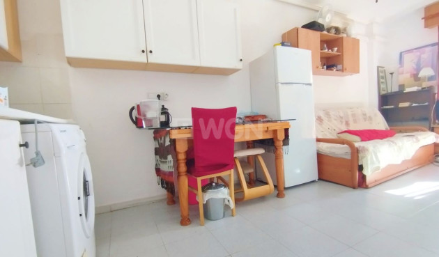 Resale - Apartment / flat - Torrevieja - Costa Blanca