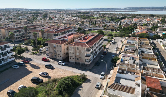 Resale - Apartment / flat - Torrevieja - Costa Blanca