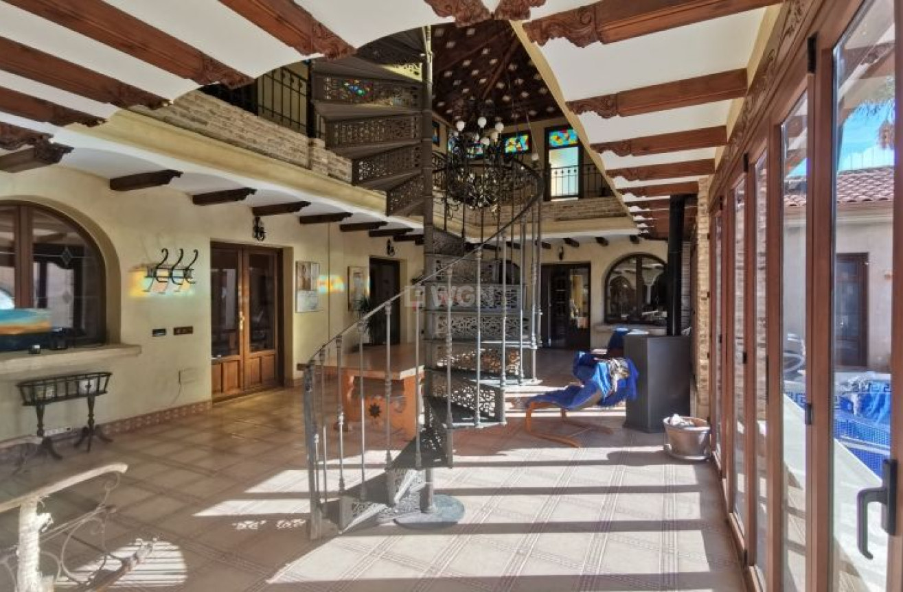 Odsprzedaż - Villa - Orihuela - Inland