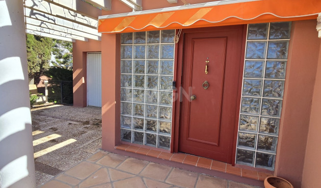 Odsprzedaż - Villa - Alcaucín - Inland