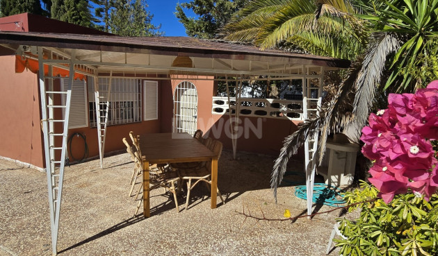 Odsprzedaż - Villa - Alcaucín - Inland