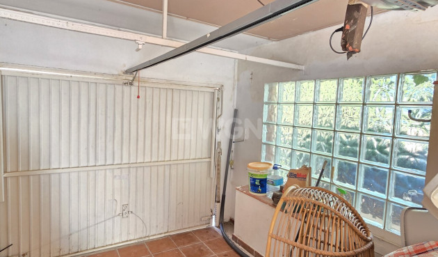 Odsprzedaż - Villa - Alcaucín - Inland