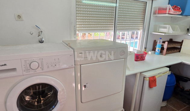 Odsprzedaż - Villa - Alcaucín - Inland