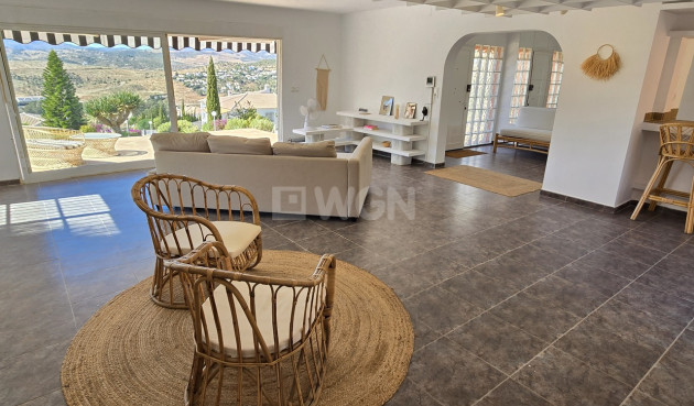 Odsprzedaż - Villa - Alcaucín - Inland