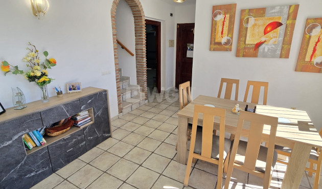 Odsprzedaż - Villa - Vinuela - Inland