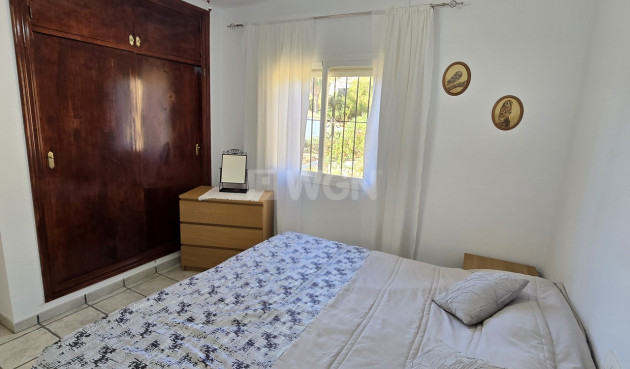 Odsprzedaż - Villa - Vinuela - Inland