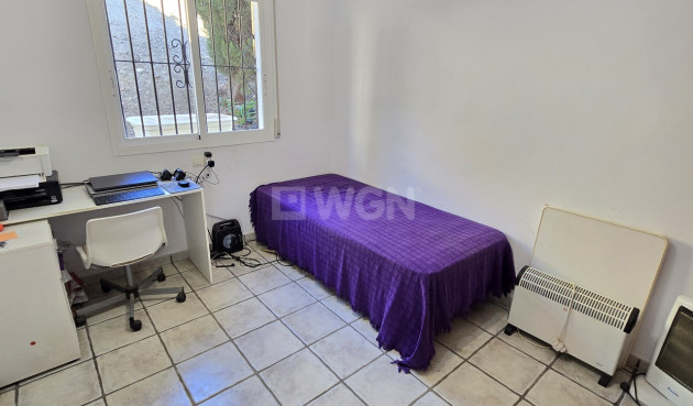 Odsprzedaż - Villa - Vinuela - Inland