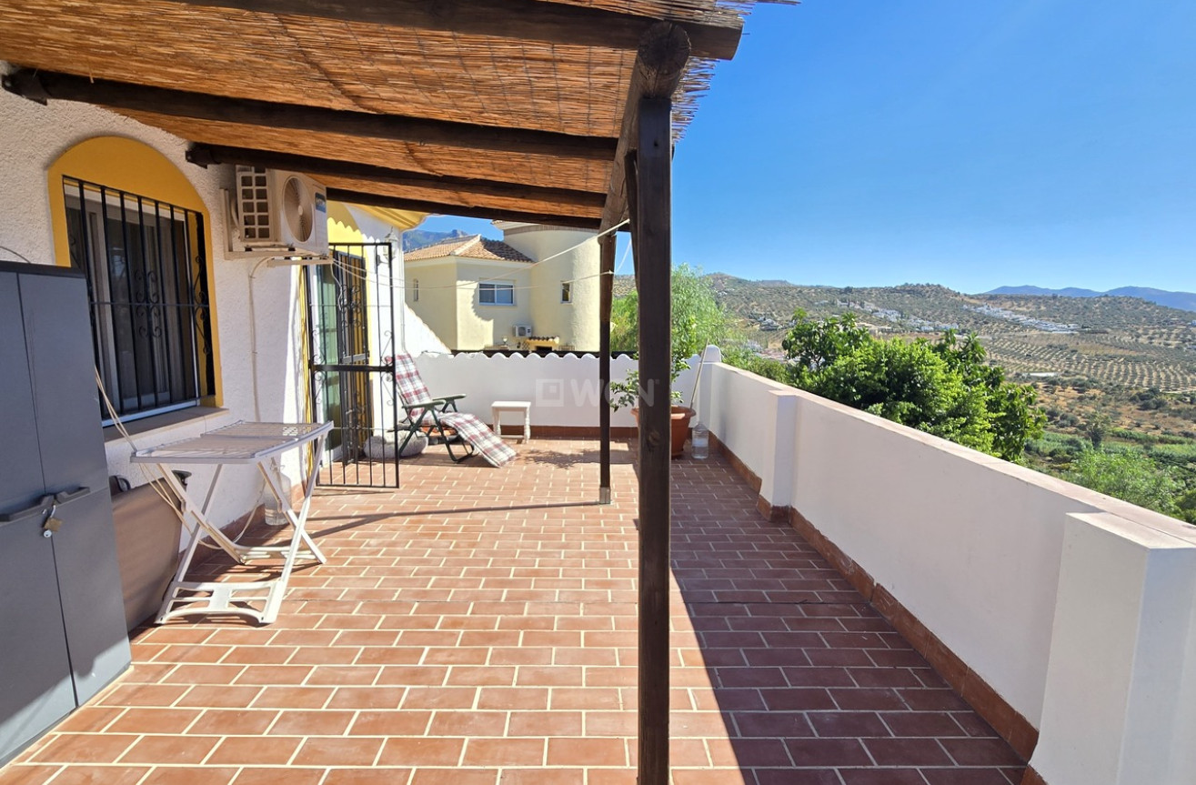 Odsprzedaż - Villa - Vinuela - Inland