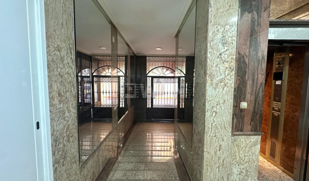 Reventa - Ático - Torrevieja