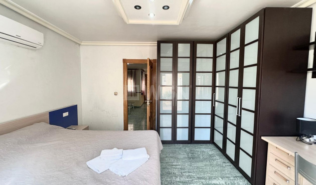 Reventa - Ático - Torrevieja