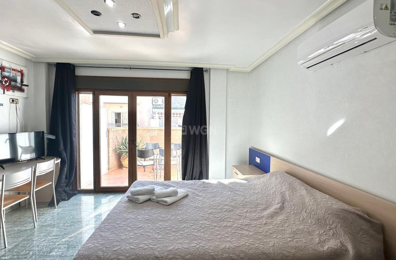 Reventa - Ático - Torrevieja