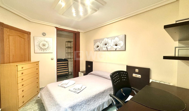 Reventa - Ático - Torrevieja