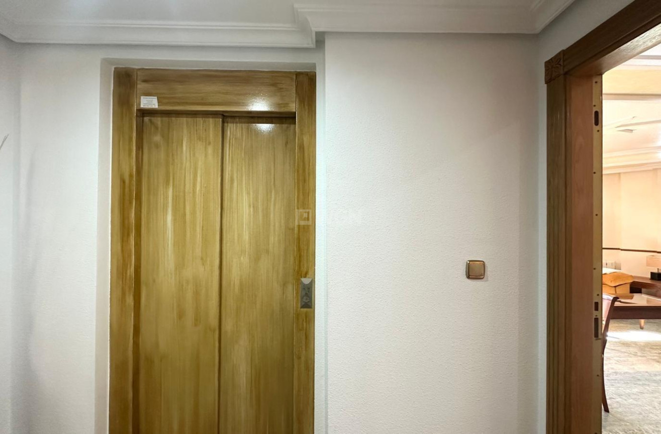 Reventa - Ático - Torrevieja