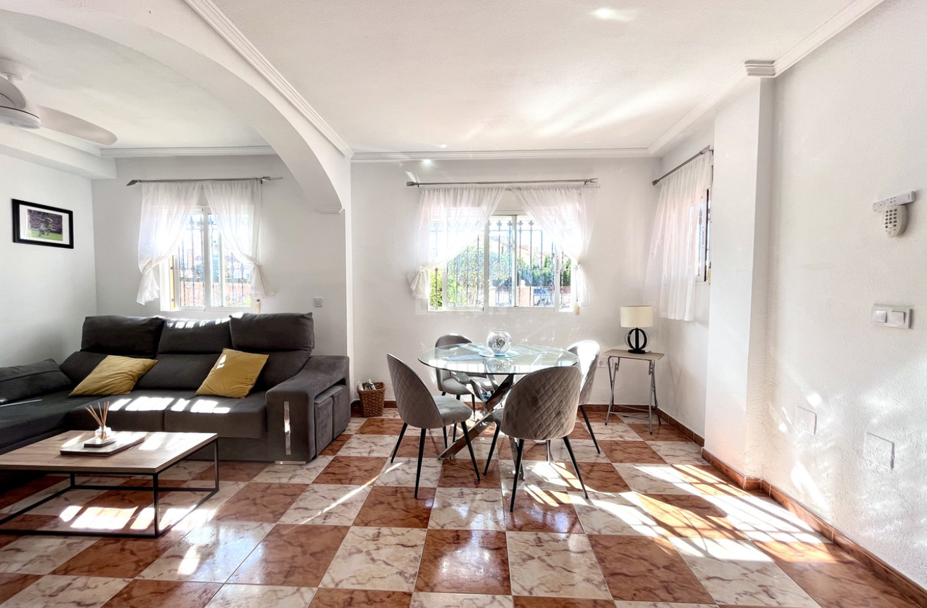 Reventa - Adosado - La Zenia - Costa Blanca