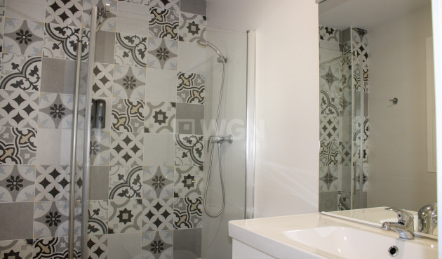 Odsprzedaż - Kamienica - Maro - Costa del Sol