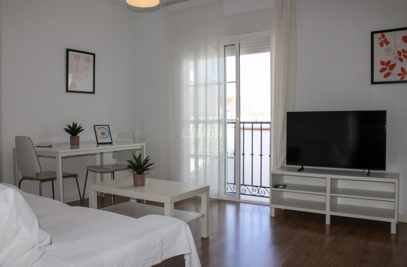 Odsprzedaż - Kamienica - Maro - Costa del Sol