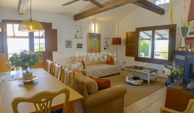 Resale - Villa - Canillas de Aceituno - Inland