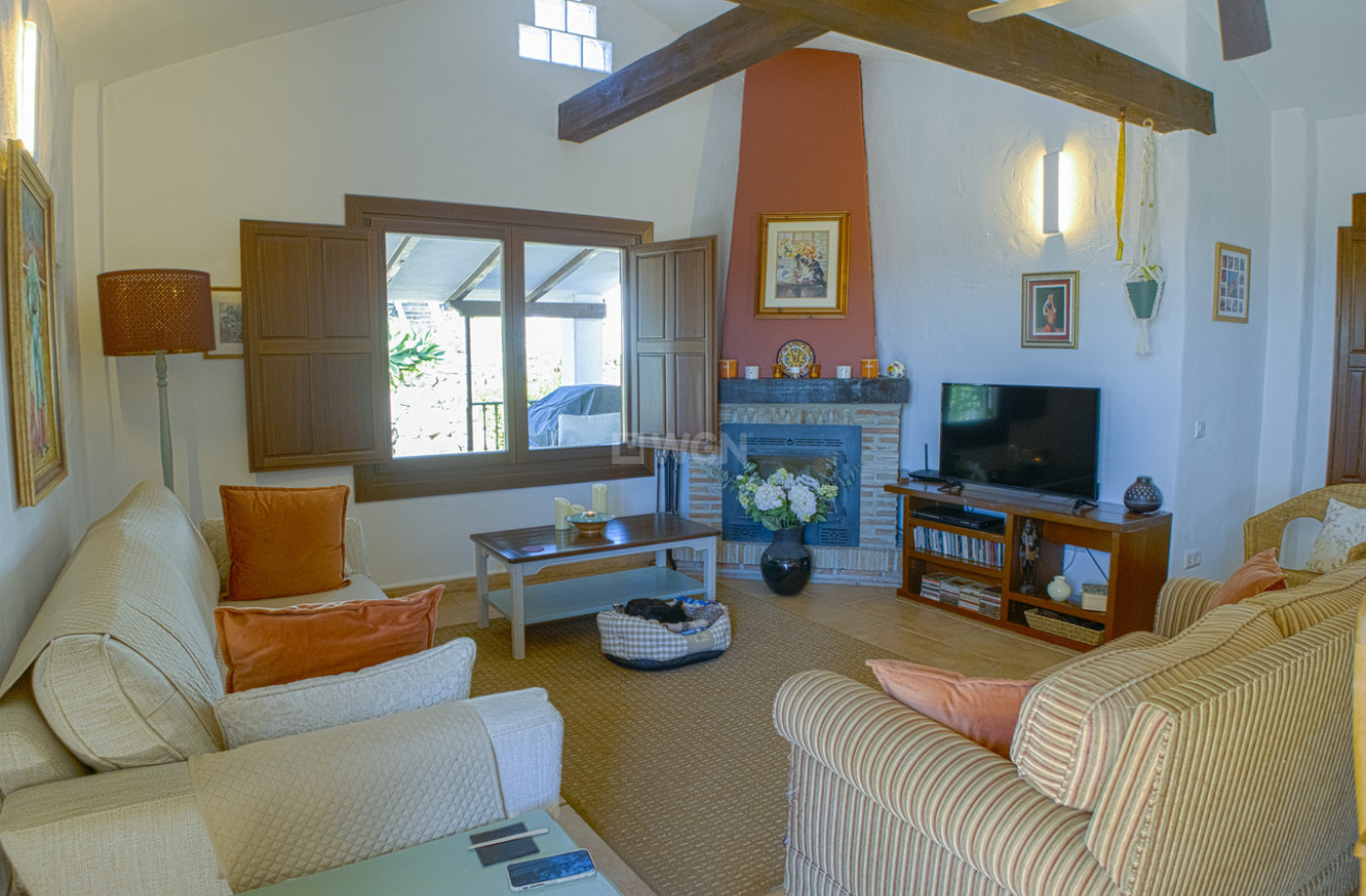 Resale - Villa - Canillas de Aceituno - Inland