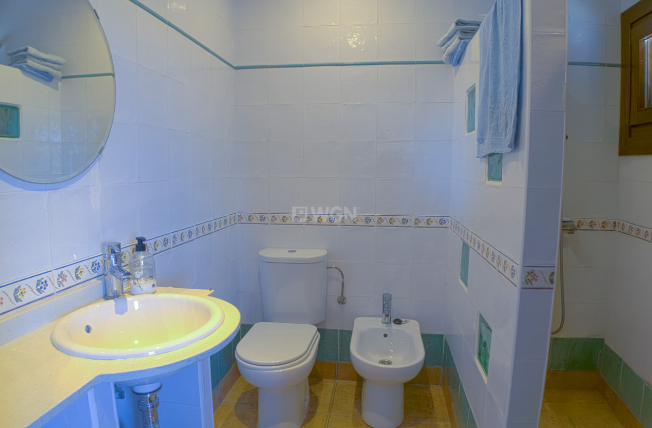 Resale - Villa - Canillas de Aceituno - Inland