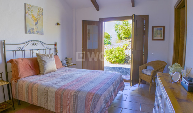 Resale - Villa - Canillas de Aceituno - Inland
