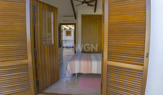 Resale - Villa - Canillas de Aceituno - Inland