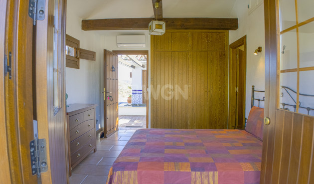 Resale - Villa - Canillas de Aceituno - Inland