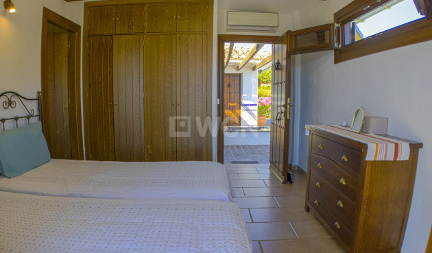 Resale - Villa - Canillas de Aceituno - Inland