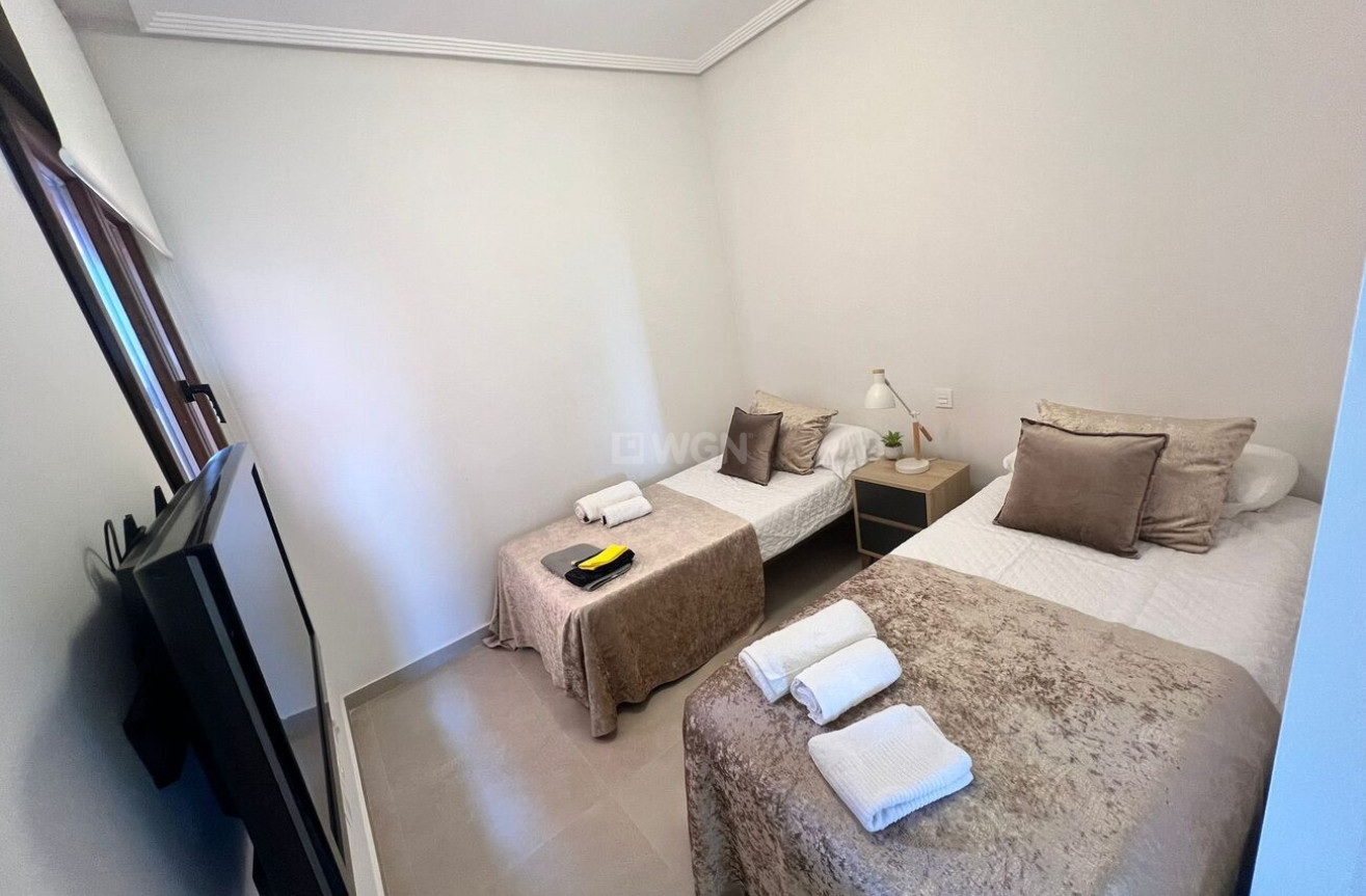 Odsprzedaż - Mieszkanie w bloku - Los Alcázares - SERANA GOLF