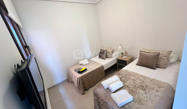 Odsprzedaż - Mieszkanie w bloku - Los Alcázares - SERANA GOLF