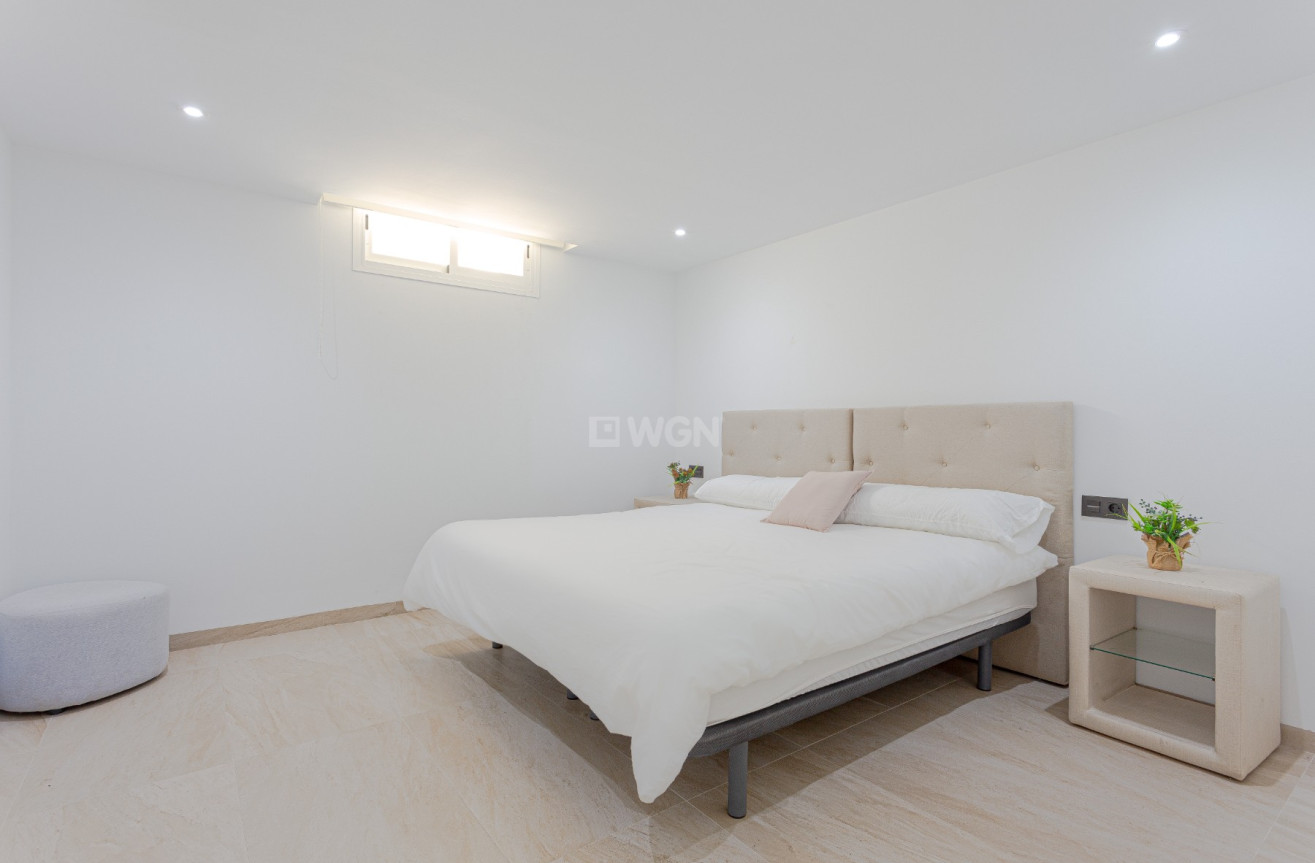 Resale - Villa - Orihuela Costa - Costa Blanca