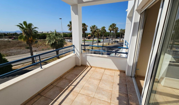 Resale - Apartment / flat - Torrevieja - La Veleta