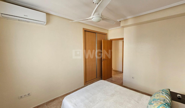 Resale - Apartment / flat - Torrevieja - La Veleta
