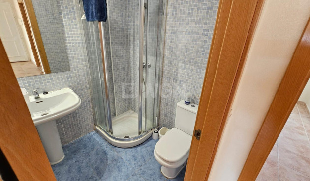 Resale - Apartment / flat - Torrevieja - La Veleta