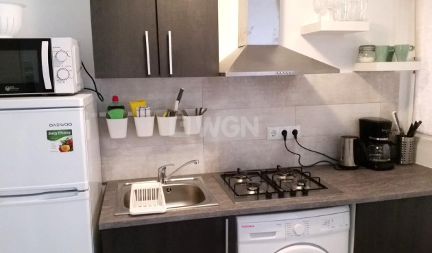 Odsprzedaż - Mieszkanie w bloku - Torrevieja - Playa del Cura