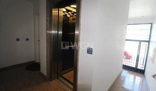 Wiederverkauf - Wohnung - Torrevieja - Estacion De Autobuses