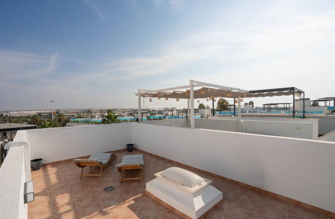 Resale - Apartment / flat - Torrevieja - Los Balcones - Los Altos del Edén