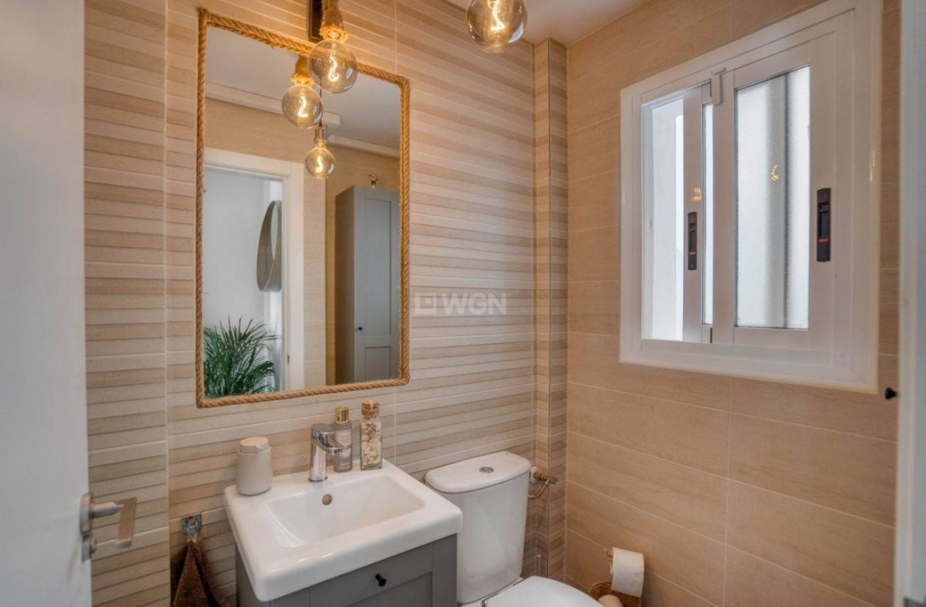 Resale - Apartment / flat - Torrevieja - Los Balcones - Los Altos del Edén