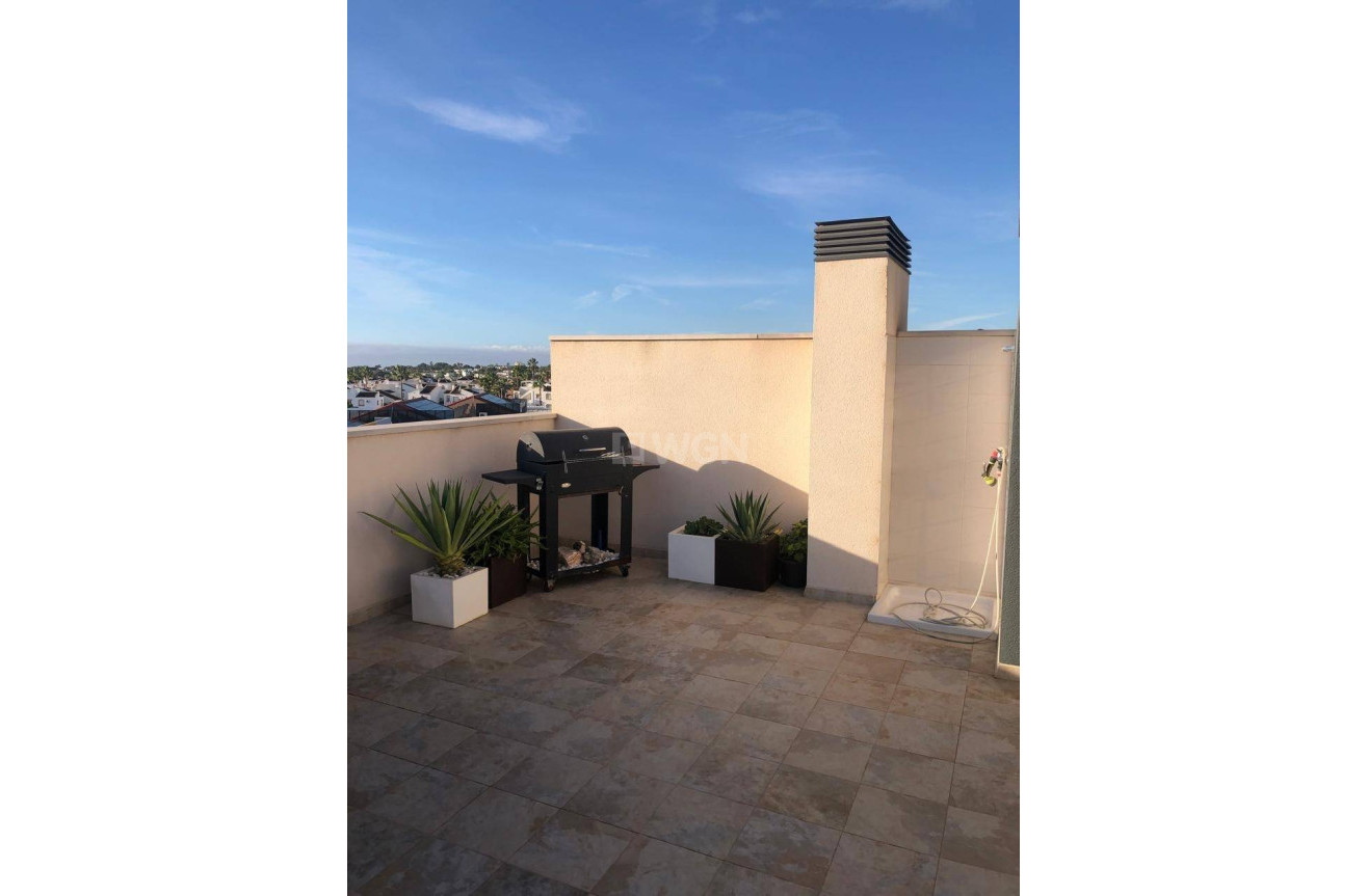Resale - Apartment / flat - Orihuela Costa - Villamartín