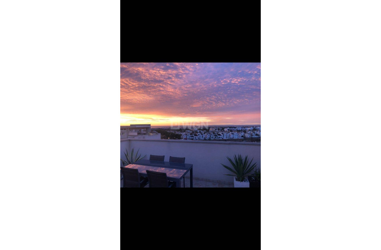 Resale - Apartment / flat - Orihuela Costa - Villamartín