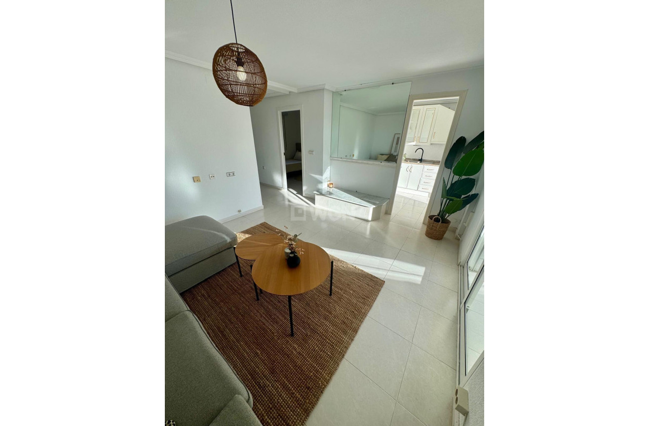 Resale - Apartment / flat - Orihuela Costa - Playa Flamenca