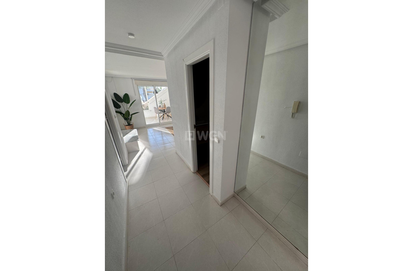 Resale - Apartment / flat - Orihuela Costa - Playa Flamenca