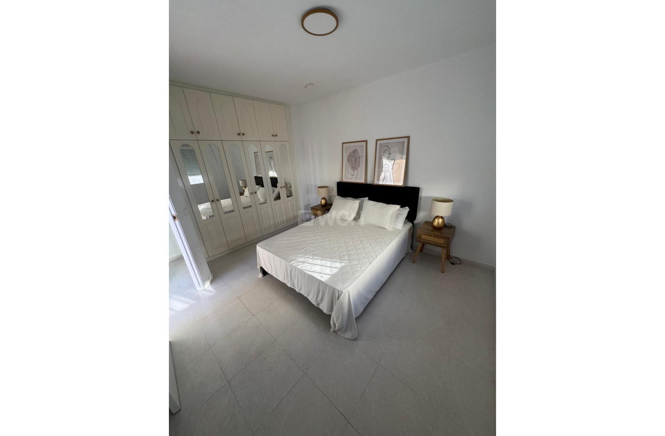 Resale - Apartment / flat - Orihuela Costa - Playa Flamenca